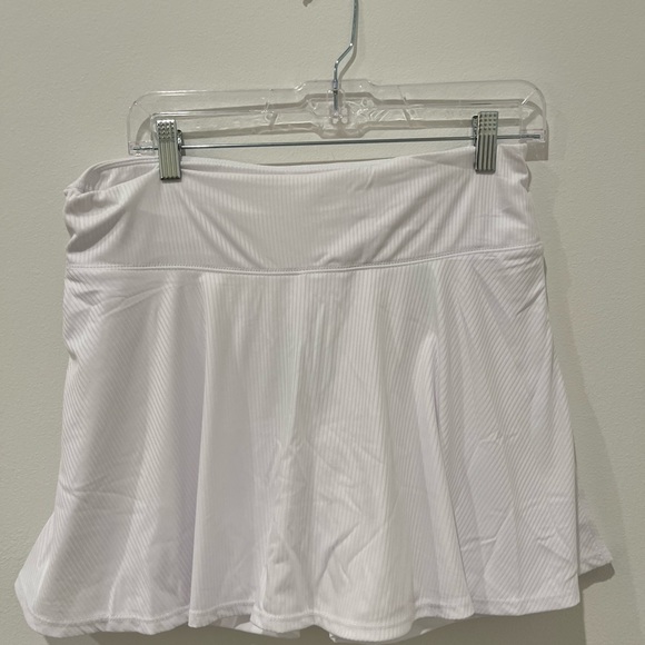 White Tennis Skirt By Body NWT - Picture 4 of 7
